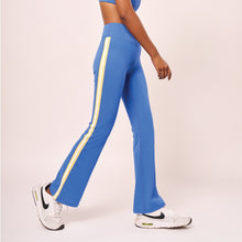 Load image into Gallery viewer, The Royal Highness Flared Leggings | Blue